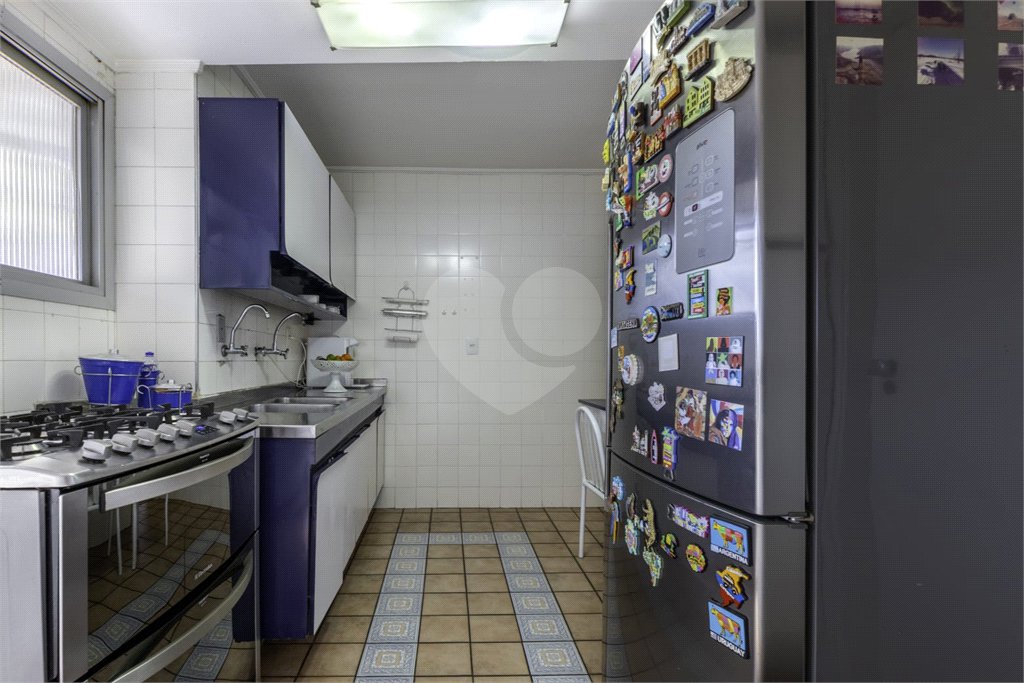 Apartamento à venda com 3 quartos, sendo 1 suíte, em Bela Vista, São Paulo, SP