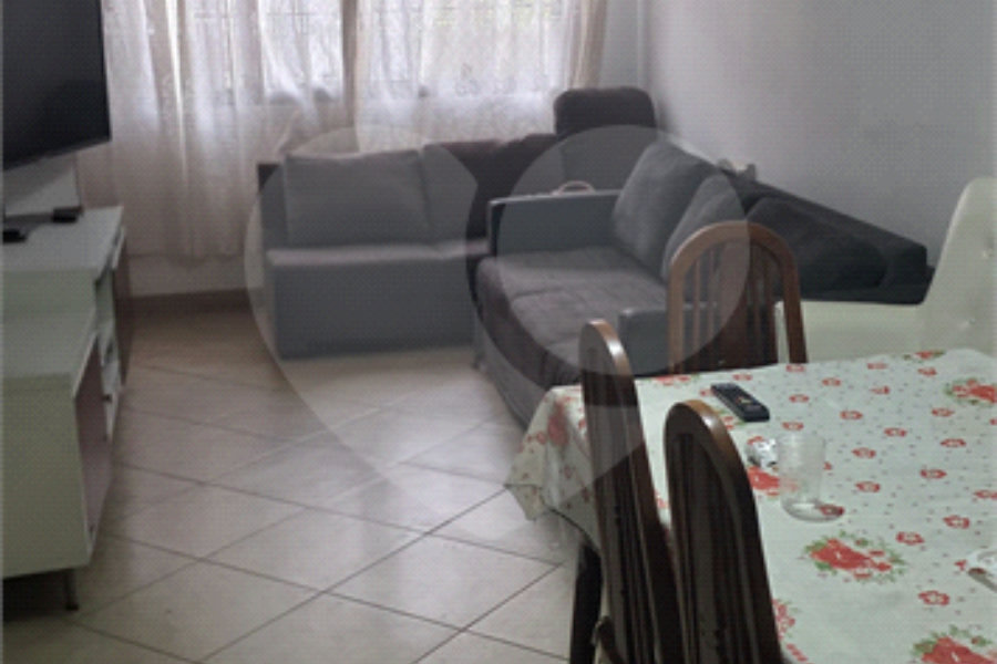 Sobrado à venda com 3 quartos em Santa Terezinha, São Paulo, SP