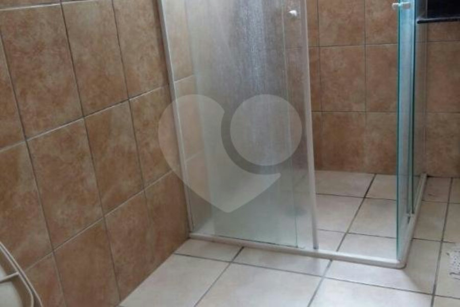 Sobrado à venda com 3 quartos, sendo 1 suíte, em Tremembé, São Paulo, SP