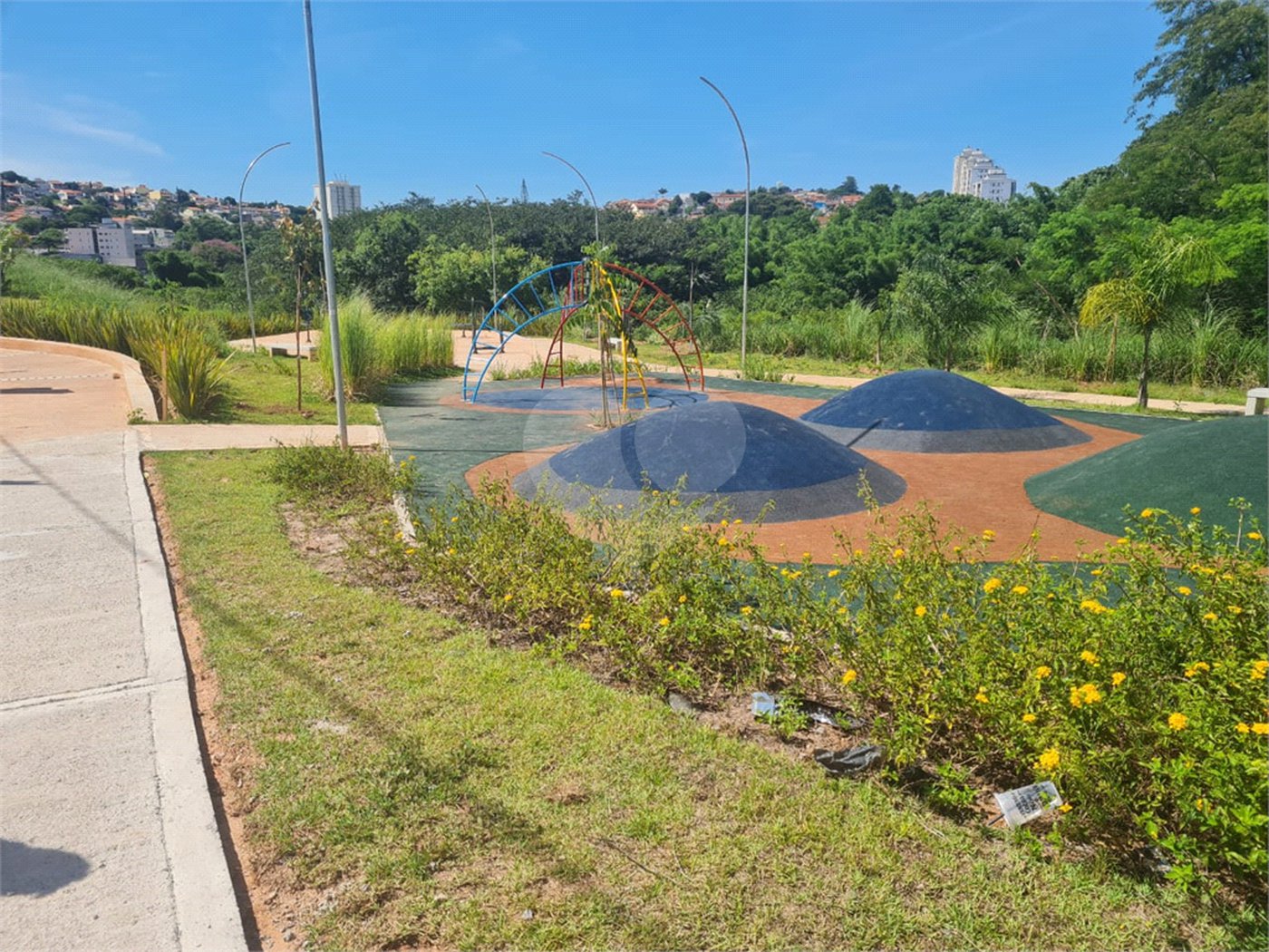 Terreno à venda no condomínio Residencial Reserva Bellano, Itatiba - SP