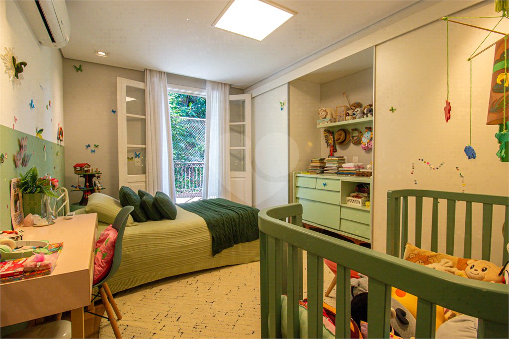 Casa à venda com 4 suítes no condomínio Le Quartier Du Marais, São Paulo - SP