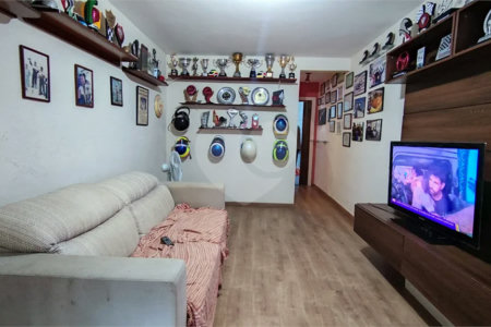 Sobrado à venda com 3 quartos, sendo 1 suíte,  em Chácara Santo Antônio, São Paulo, SP