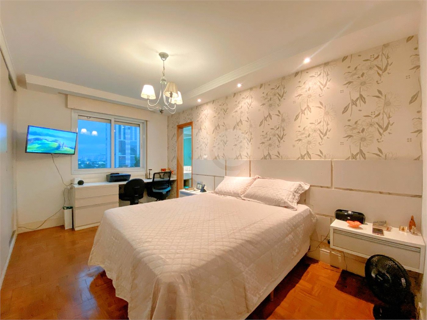 Apartamento à venda com 3 quartos, sendo 1 suíte, em Santana, São Paulo, SP