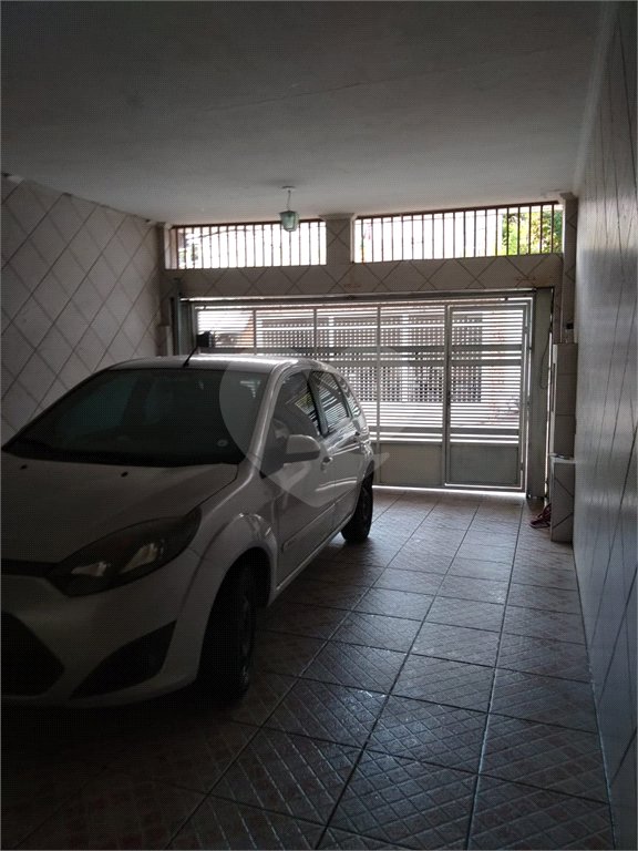 Sobrado à venda com 3 quartos, sendo 1 suíte, em Chora Menino, São Paulo, SP