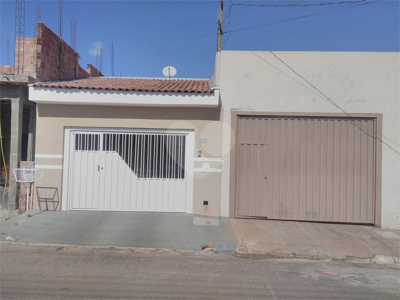 Casa à venda com 2 quartos, sendo 1 suíte, em Santa Eudóxia, São Carlos, SP