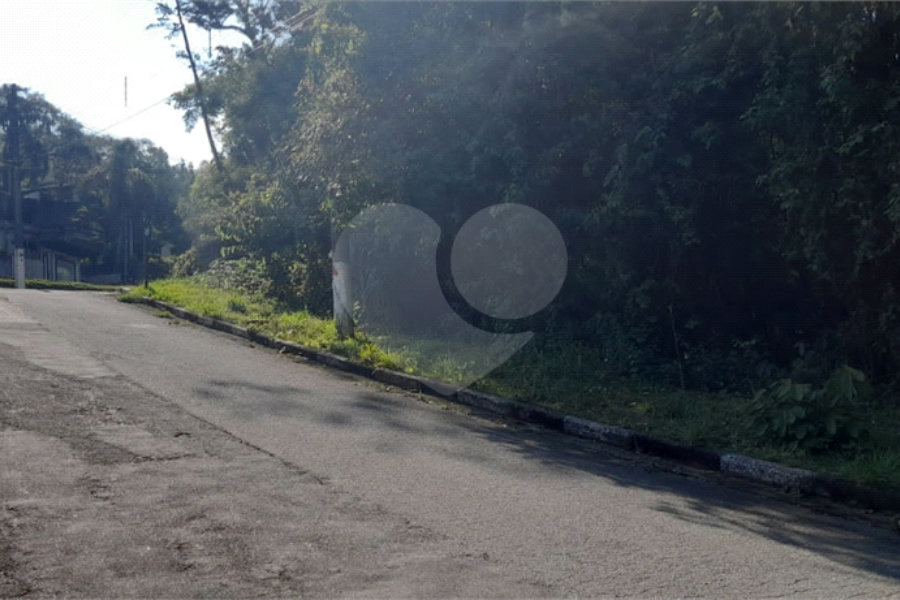 Terreno à venda no condomínio Alpes da Cantareira, Mairiporã - SP