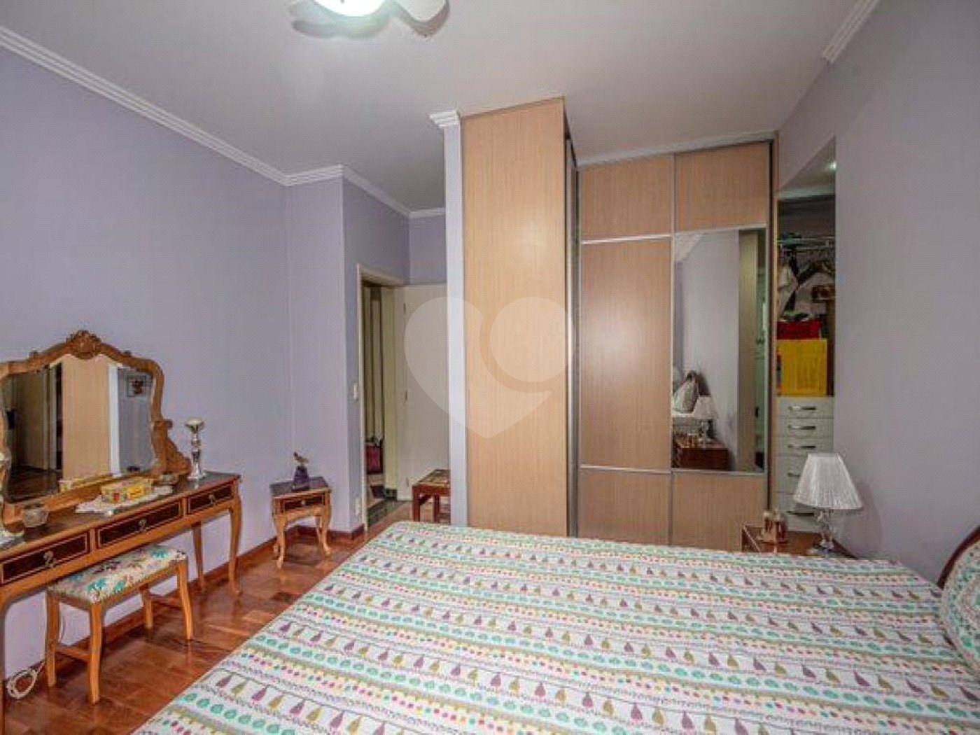 Casa à venda com 3 suítes no condomínio Aldeia da Serrinha, Sorocaba - SP
