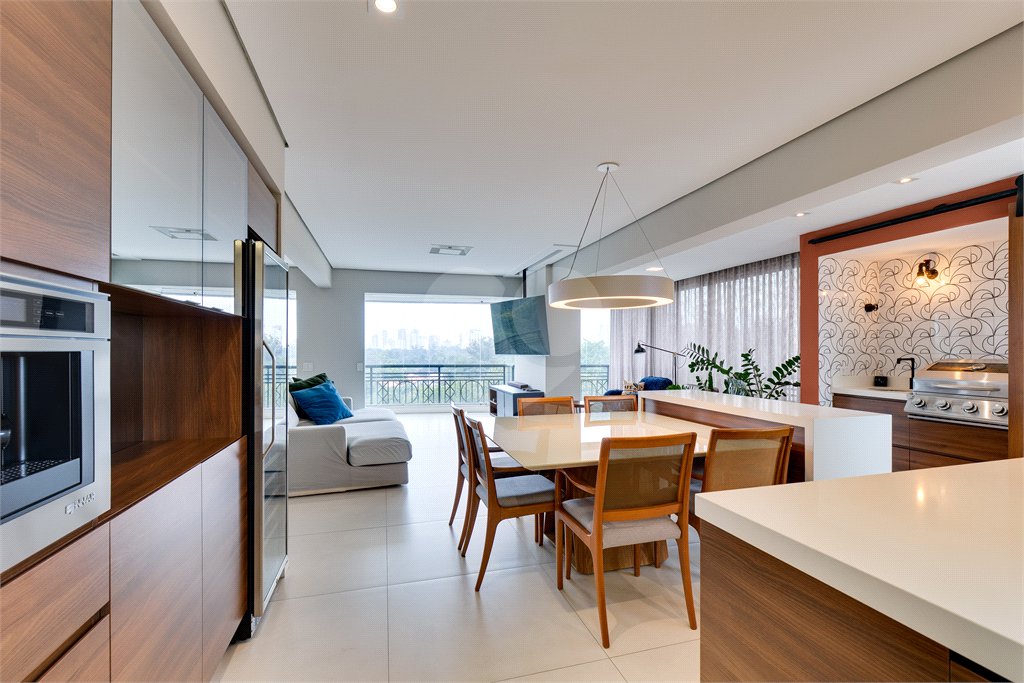 Apartamento para alugar com 4 suítes em Granja Julieta, São Paulo, SP