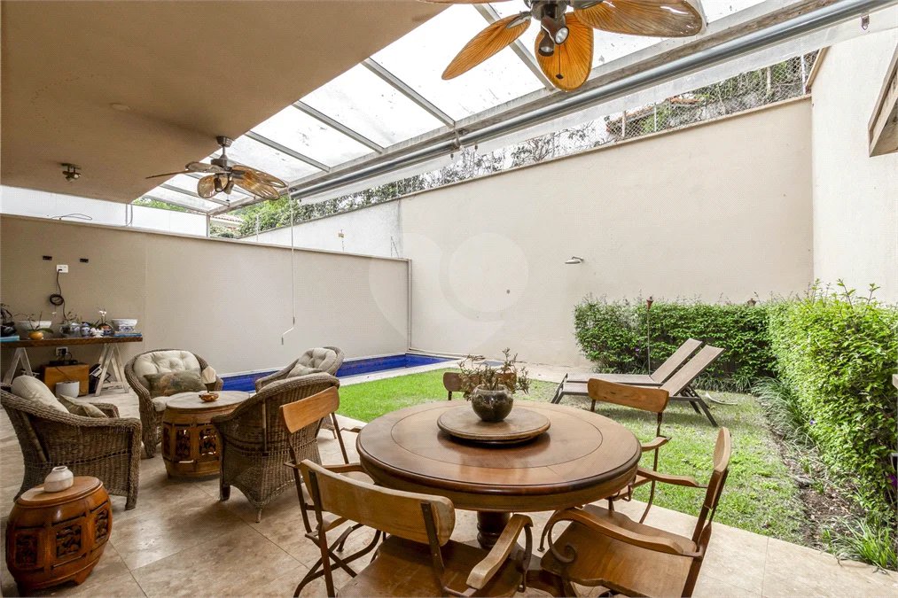 Casa de Vila à venda com 3 suítes em Morumbi, São Paulo, SP
