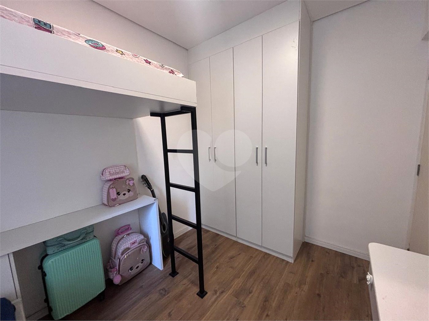 Apartamento à venda com 2 quartos, sendo 1 suíte, em Aparecidinha, Sorocaba, SP