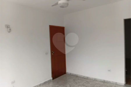 Casa com 2 dormitórios para alugar, 90 m²- Jardim Villaça - São Roque/SP