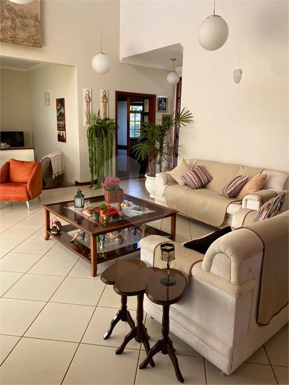 Casa à venda com 4 suítes no condomínio _portal do Sabia, Araçoiaba da Serra - SP