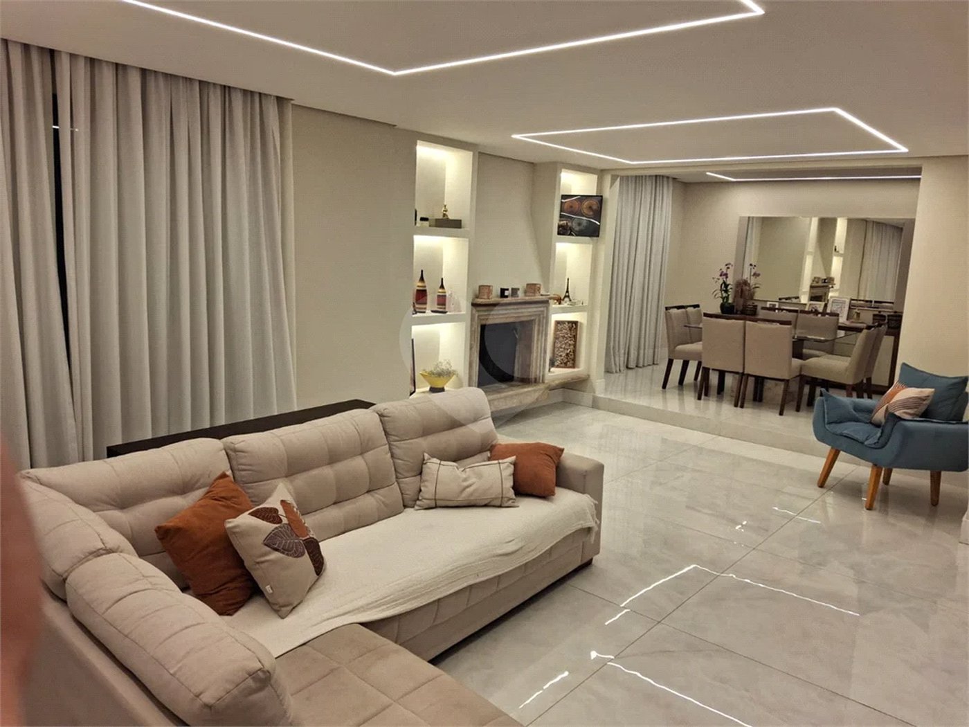 Apartamento à venda com 3 suítes em Santana, São Paulo, SP