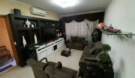 Sobrado à venda com 4 suítes em Paraíso do Morumbi, São Paulo, SP