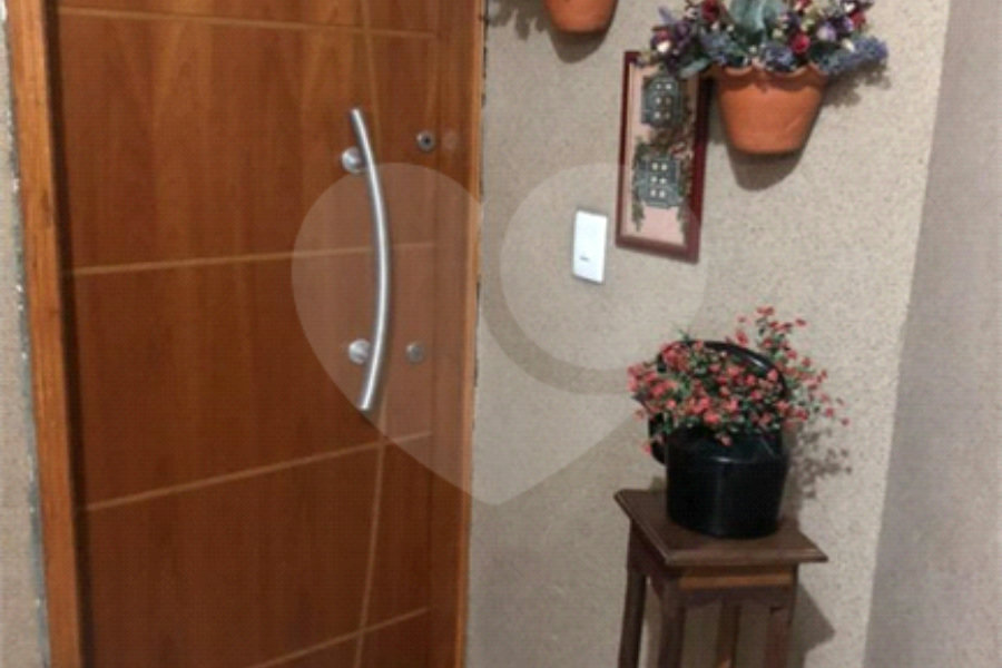 Casa à venda com 2 suítes no condomínio Residencial Matos, São Paulo - SP