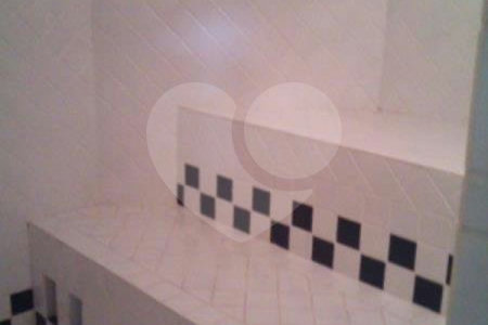 Casa à venda com 6 quartos, sendo 2 suítes, no condomínio Lago Azul Residencial e Golfe, Araçoiaba da Serra - SP