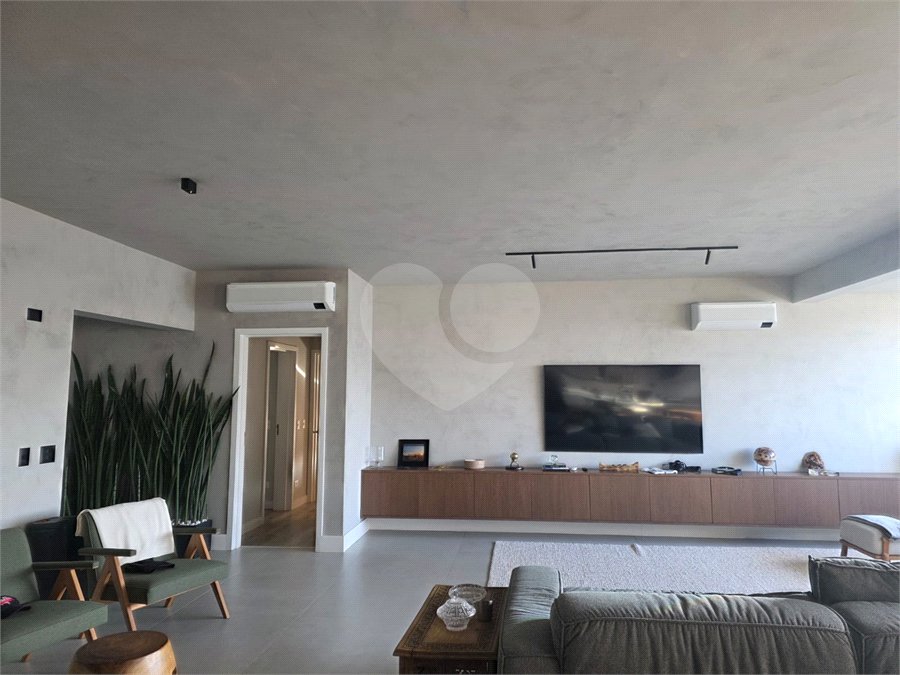 Apartamento à venda ou para alugar com 3 suítes em Perdizes, São Paulo, SP