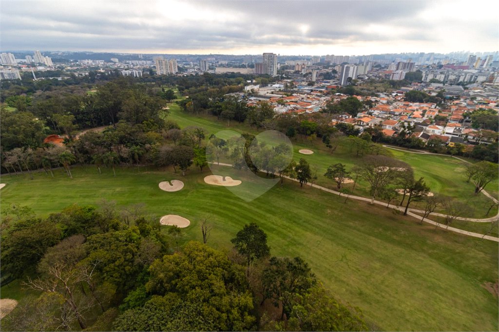 Apartamento à venda com 4 suítes em Vila Sofia, São Paulo, SP