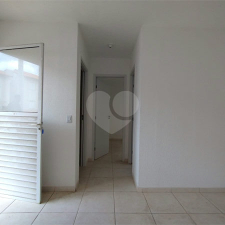 Apartamento à venda com 2 quartos em Residencial Cristal, Votorantim, SP
