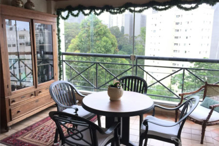 Apartamento à venda com 4 suítes em Vila Suzana, São Paulo, SP