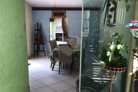 Casa à venda com 2 quartos, sendo 1 suíte, em Jardim Ester, São Paulo, SP