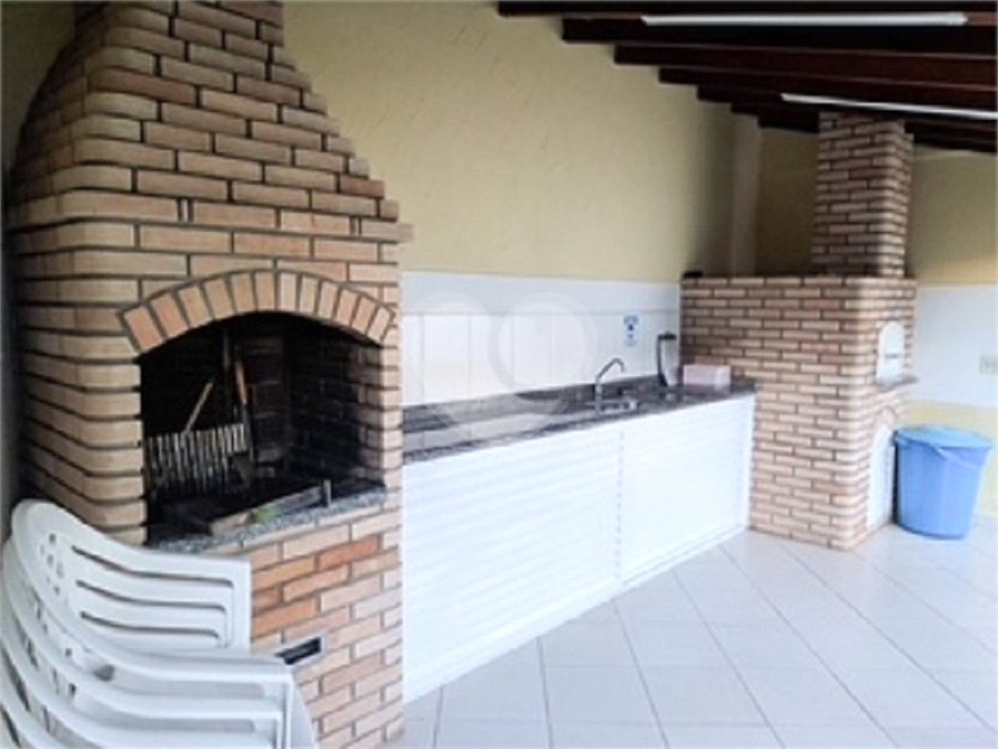 Casa à venda com 3 quartos, sendo 1 suíte, no condomínio Mariana, São Paulo - SP