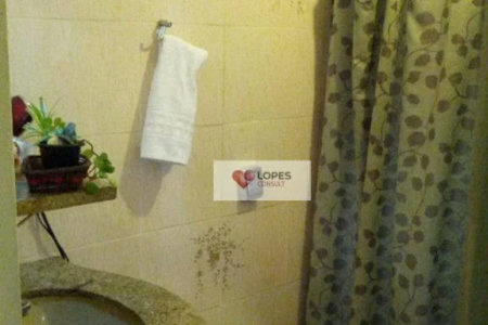 Sobrado à venda com 3 quartos, sendo 1 suíte,  em Jardim das Palmas, São Paulo, SP
