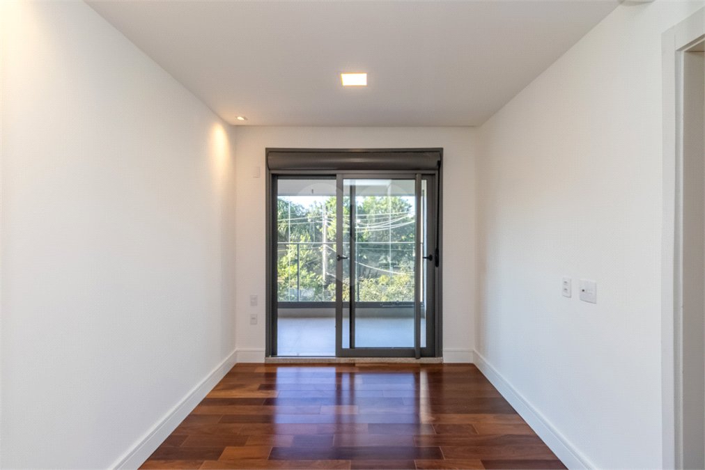 Apartamento à venda com 3 suítes em Campo Belo, São Paulo, SP