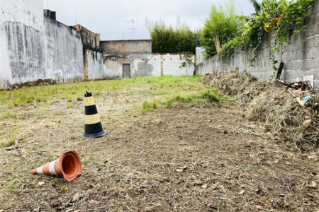 Terreno à venda em Jardim Esmeralda, São Paulo, SP