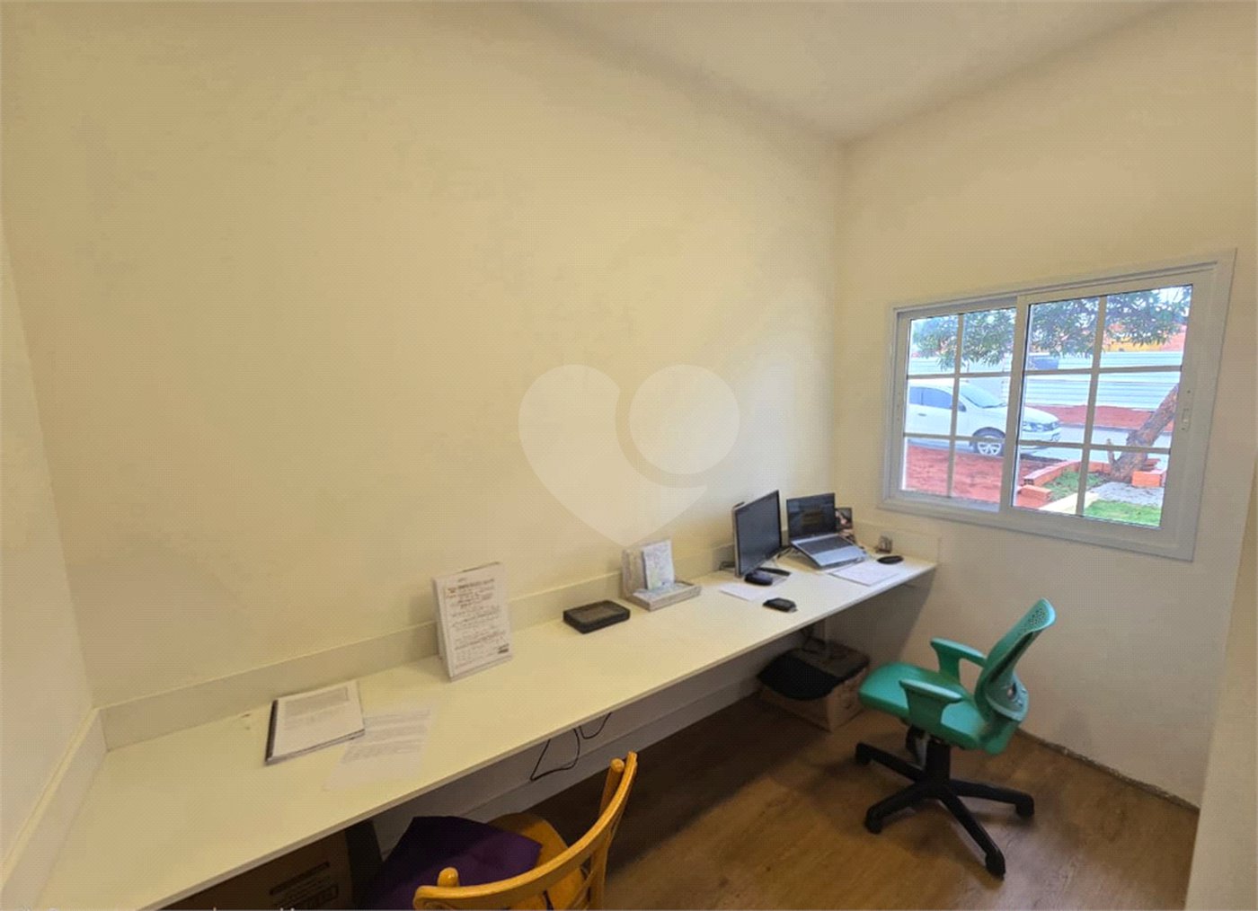 Casa à venda com 3 quartos, sendo 1 suíte,  no condomínio Golden Ville, Itapetininga - SP