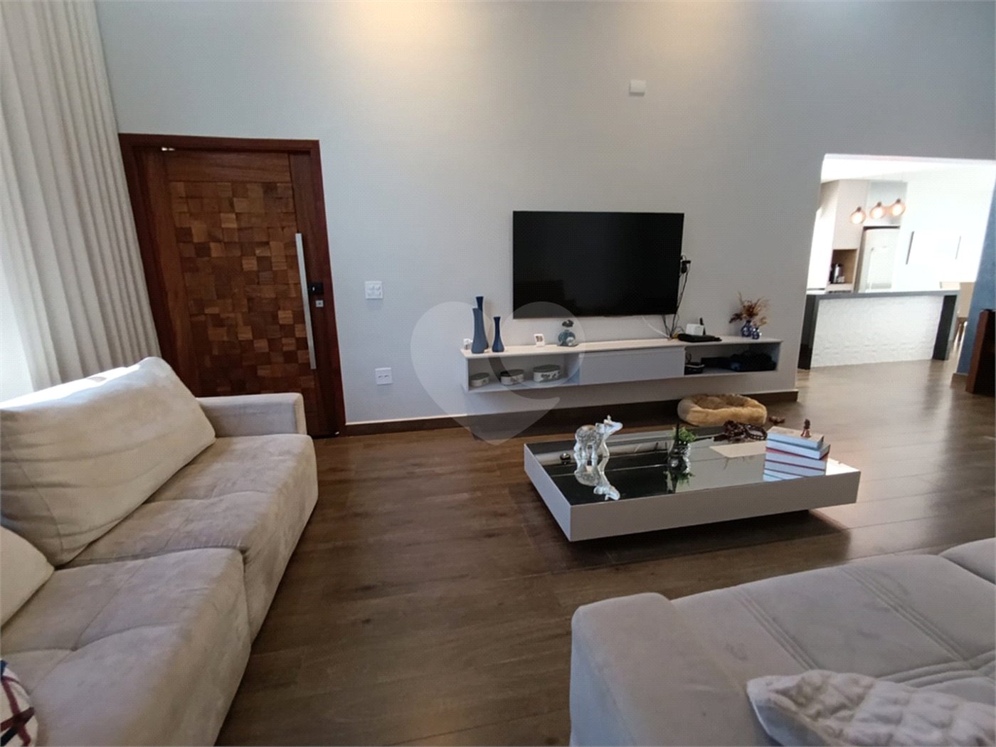 Casa à venda com 4 quartos, sendo 2 suítes, no condomínio Jardim Reserva Bom Viver de Indaiatuba, Indaiatuba - SP
