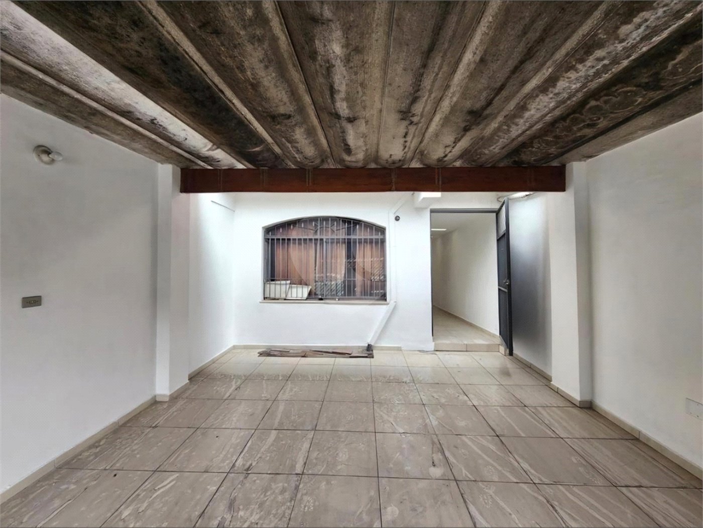 Casa à venda com 3 quartos, sendo 1 suíte,  em Jardim Celeste, São Paulo, SP
