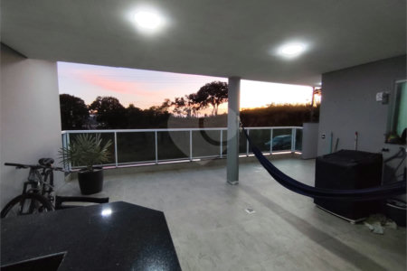 Casa à venda com 3 quartos, sendo 1 suíte,  em Residencial Colinas, Mogi das Cruzes, SP