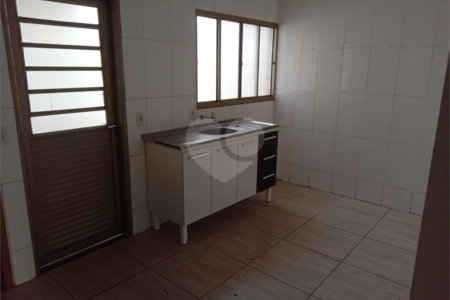 Casa à venda com 4 quartos, sendo 2 suítes, em Parque Gramado II, Araraquara, SP