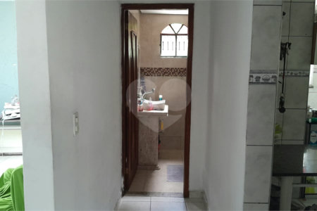 Casa à venda com 3 quartos em Santíssimo, Rio de Janeiro, RJ