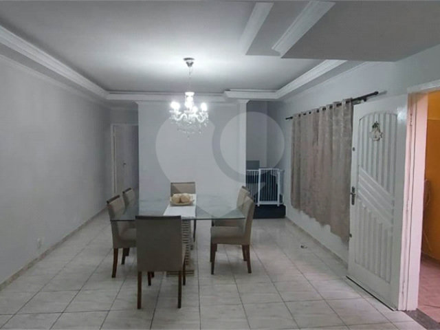Sobrado à venda com 3 quartos, sendo 1 suíte,  em Imirim, São Paulo, SP