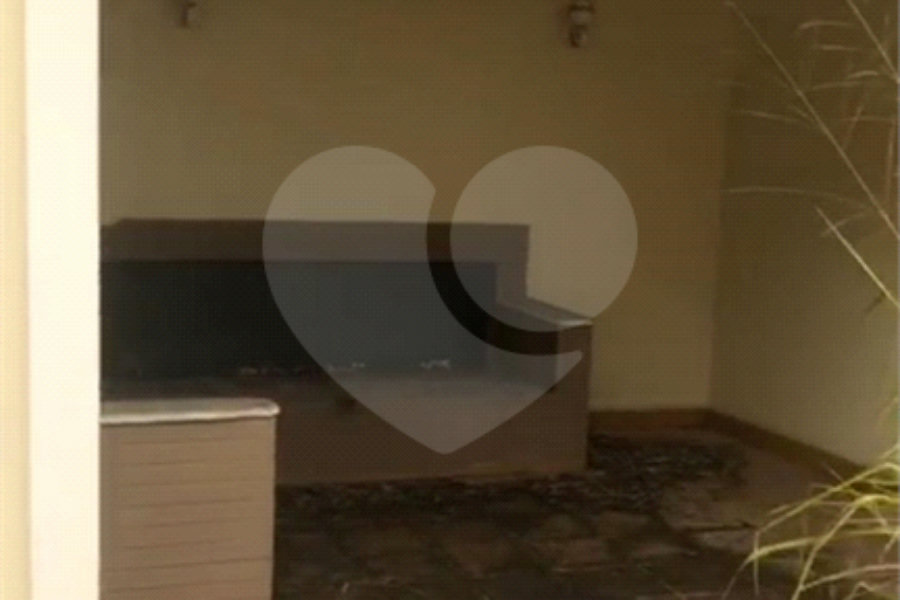 Casa à venda ou para alugar com 4 quartos, sendo 1 suíte, em Tremembé, São Paulo, SP