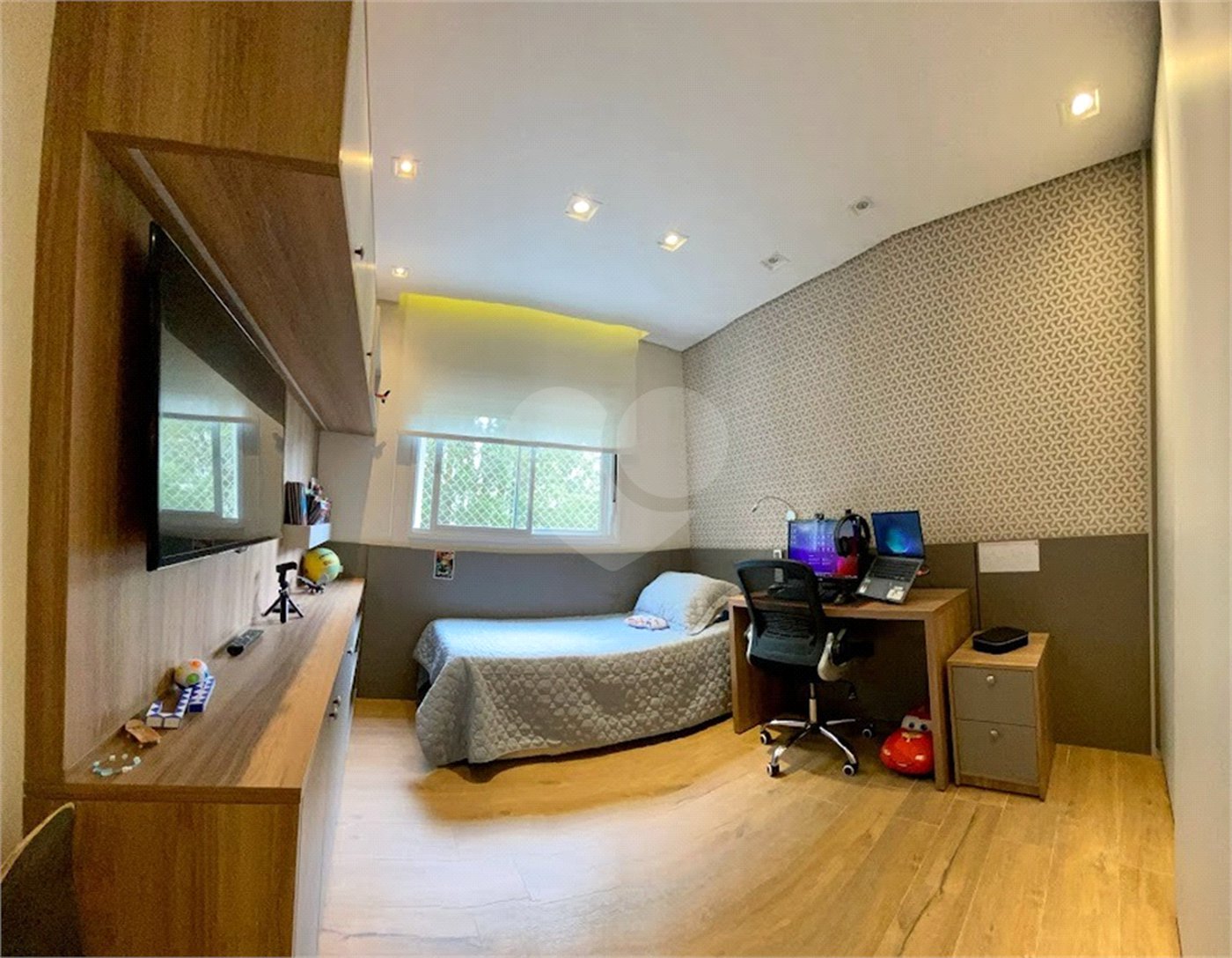 Apartamento à venda com 3 suítes em Vila Suzana, São Paulo, SP