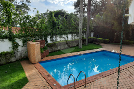 Casa à venda com 6 quartos, sendo 3 suítes, em Morumbi, São Paulo, SP