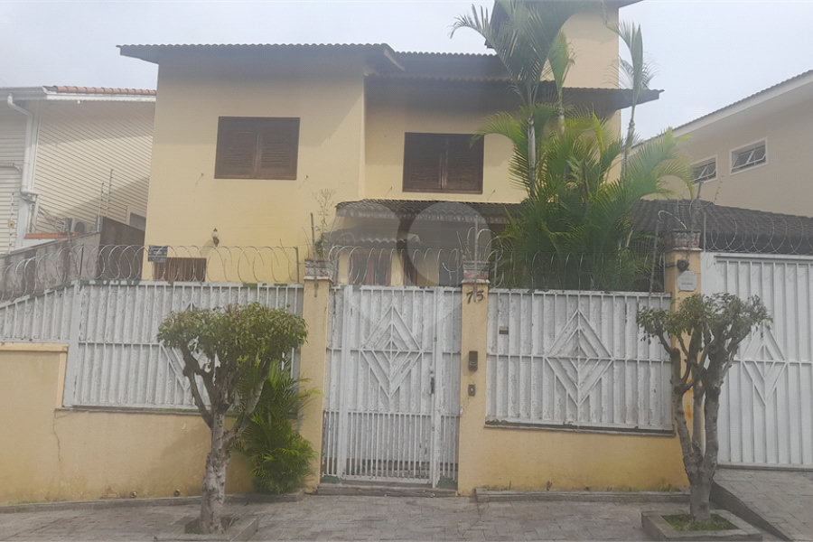 Sobrado à venda com 3 suítes em Tremembé, São Paulo, SP