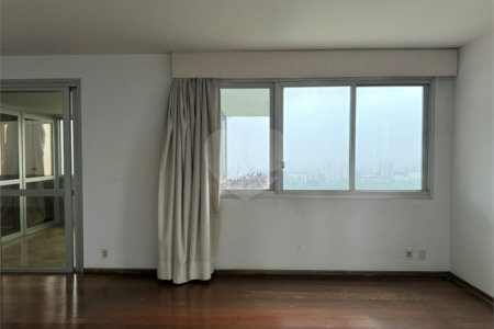 Apartamento à venda com 4 suítes em Jardim Marajoara, São Paulo, SP