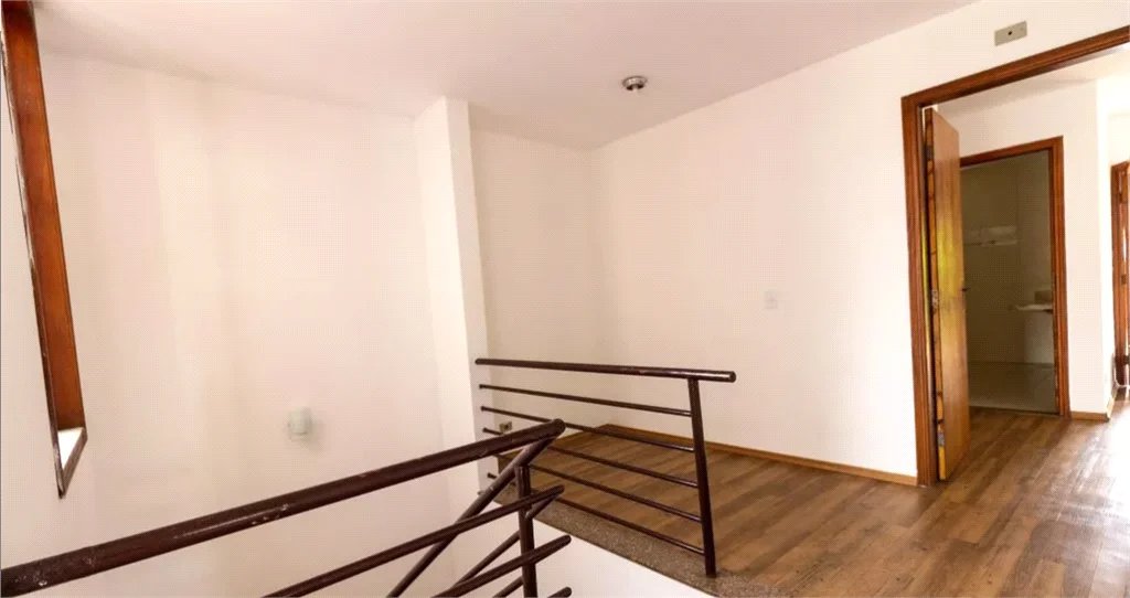 Casa à venda com 4 quartos, sendo 1 suíte,  em Vila Tiradentes, São Paulo, SP