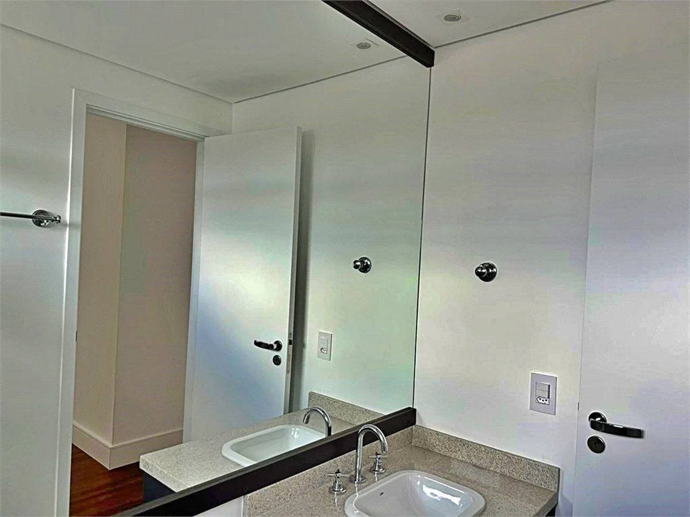 Apartamento à venda com 2 quartos, sendo 1 suíte, em Brooklin Paulista, São Paulo, SP