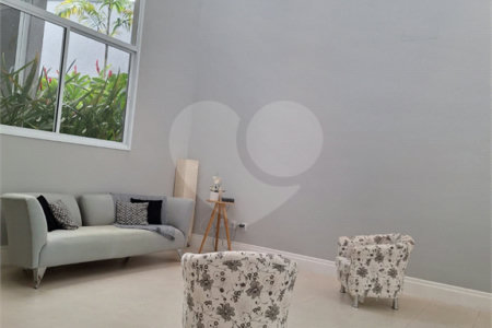 Casa à venda com 4 quartos, sendo 2 suítes, no condomínio Residencial Terras de Vinhedo, Vinhedo - SP