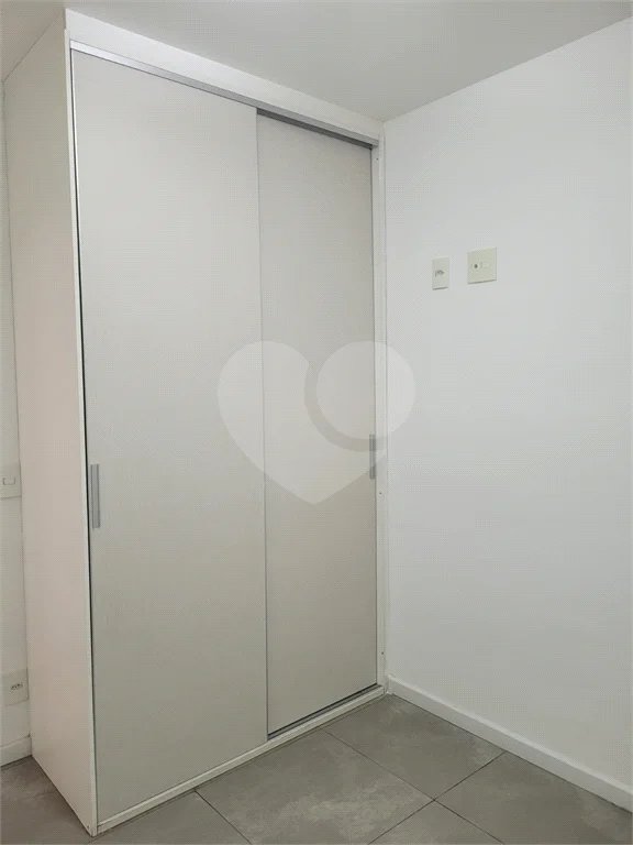 Apartamento à venda no Bom Retiro com 2 dormitórios