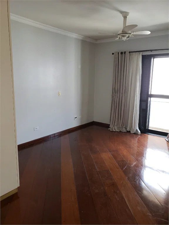Apartamento à venda com 4 quartos, sendo 2 suítes,  em Vila Andrade, São Paulo, SP