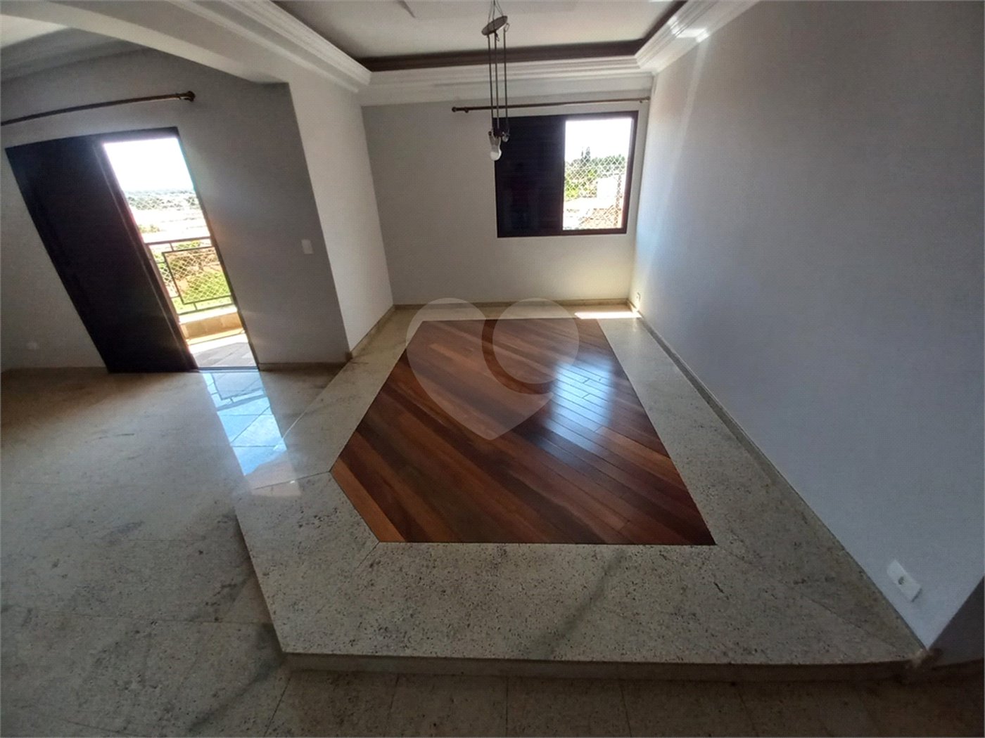 Duplex no Edifício Acapulco.
