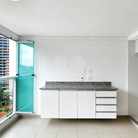 Apartamento à venda ou para alugar com 2 quartos, sendo 1 suíte, em Campo Belo, São Paulo, SP