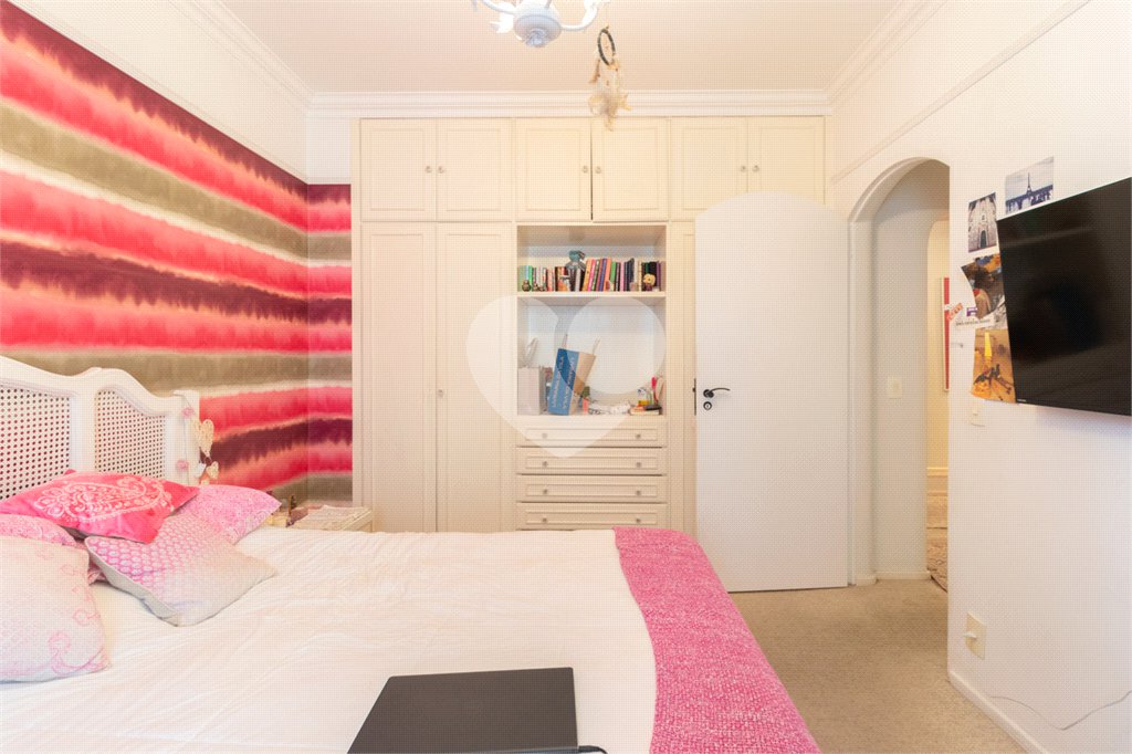 Apartamento à venda com 4 quartos, sendo 1 suíte, em Jardim Paulista, São Paulo, SP