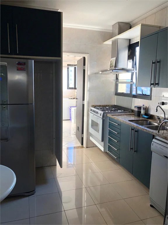 Cobertura à venda com 5 quartos, sendo 3 suítes, em Vila Andrade, São Paulo, SP